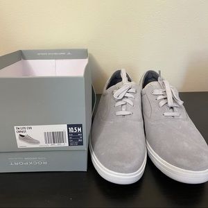 Grey shoes by Rockport